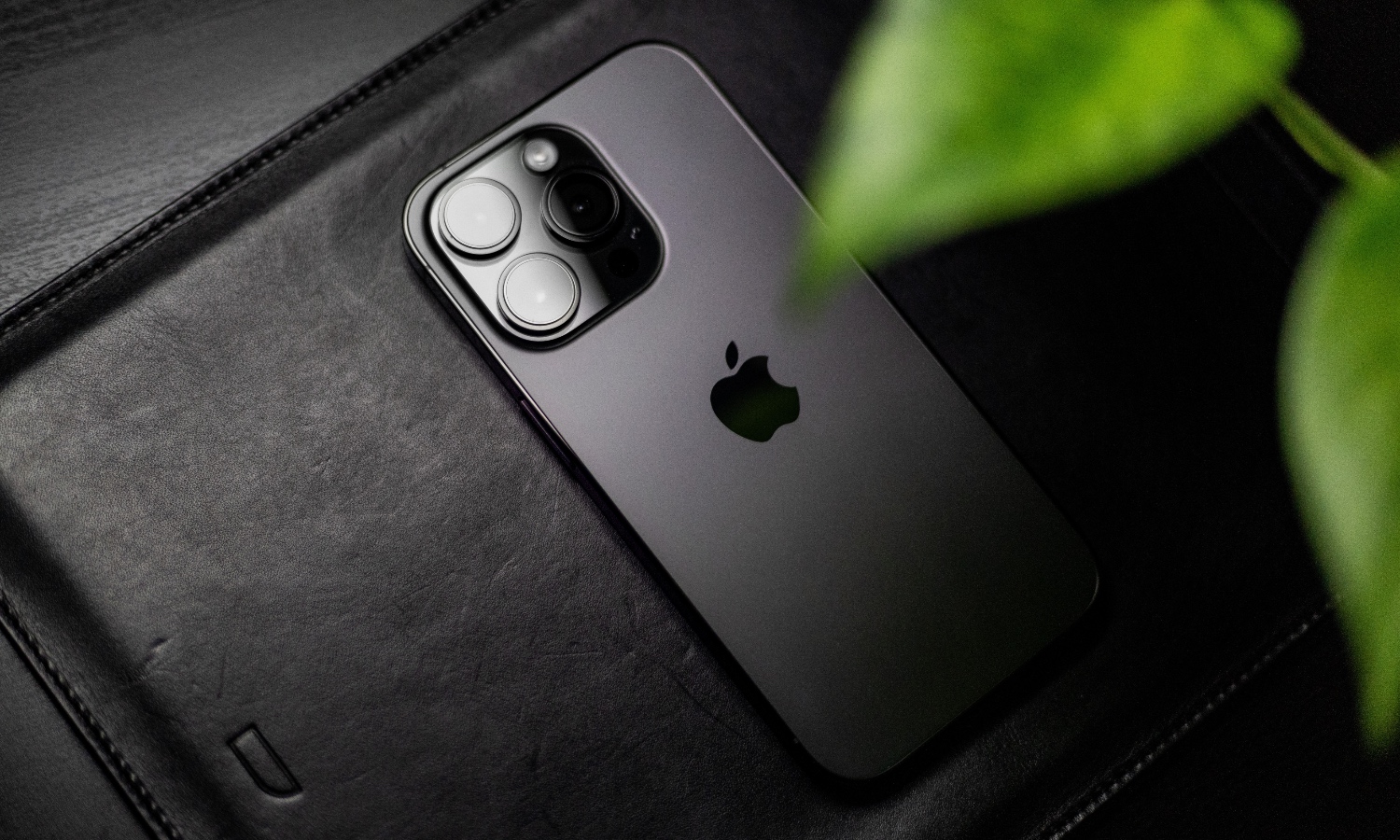 Apple iPhone 14 Pro en negro