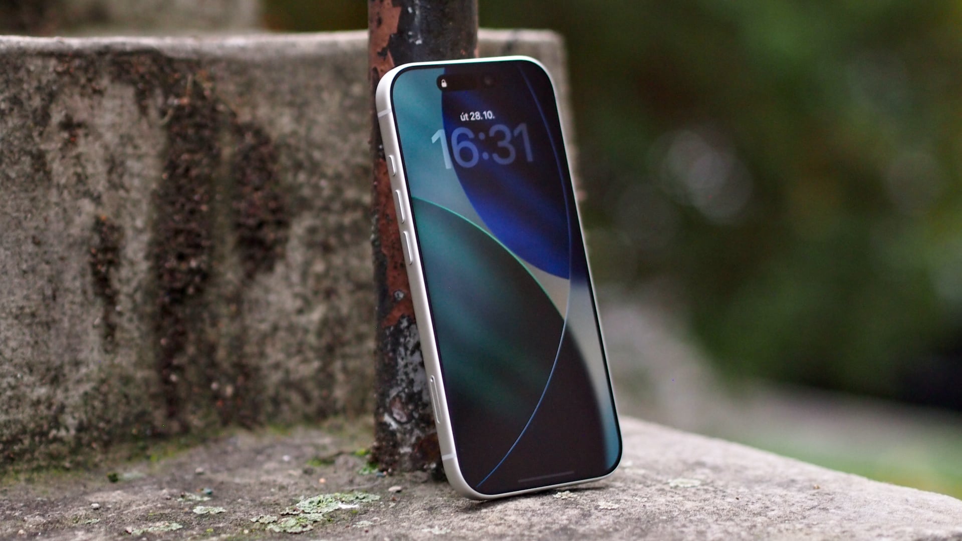 iPhone 17 Pro, zepředu | Zdroj: Luboš Srb