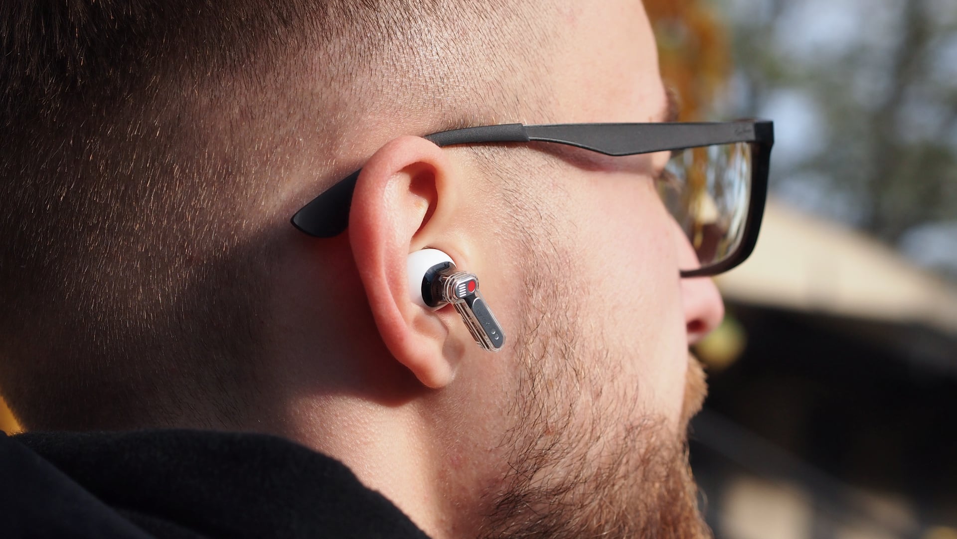 Nothing Ear (3) v uších | Zdroj: Luboš Srb